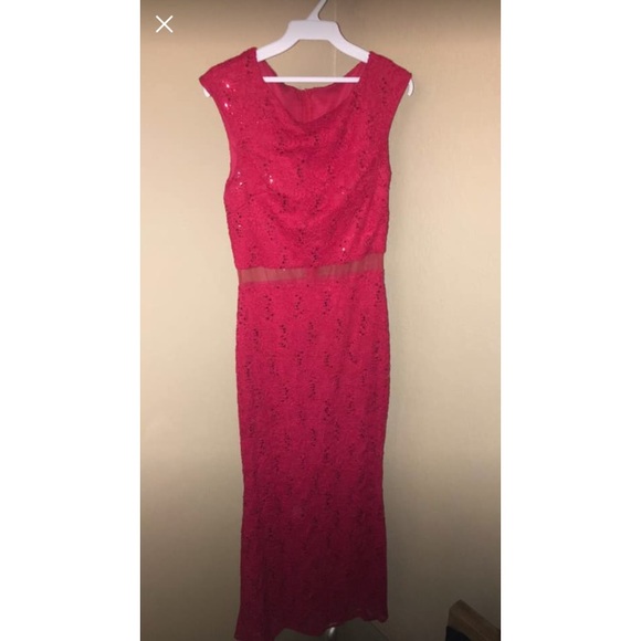 PROM DRESSES - Picture 5 of 5